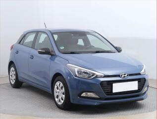 Hyundai i20 1.2, Serv.kniha, Park.�senzory