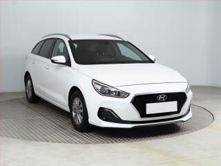 Hyundai i30 Comfort 1.4 CVVT, �R,1.maj