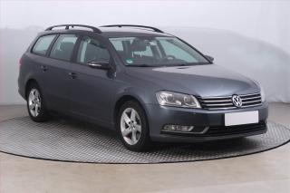 Volkswagen Passat Comfortline 2.0 TDI, Navi