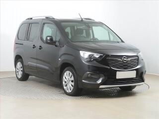Opel Combo 1.5 CDTI, 5M�st, 1Maj