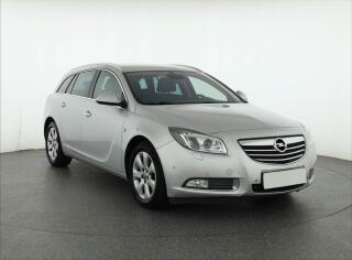 Opel Insignia 2.0 CDTI, Serv.kniha, Navi