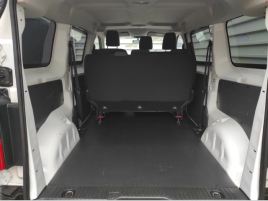 Peugeot Expert 1,6BlueHDi L2 LONG, 6 míst - náhled 27