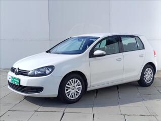 Volkswagen Golf 1.6 TDi Klimatizace