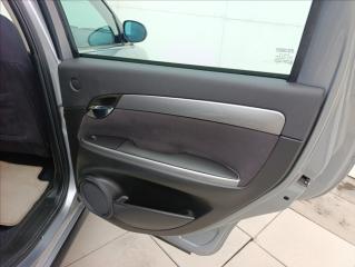 Fiat Croma 1,9 JTD Aut.Klimatizace Alu - náhled 22