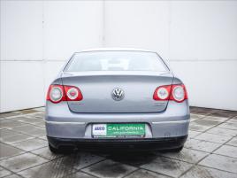 Volkswagen Passat 2,0 TDi 4x4 Kůže,Tempomat - náhled 8