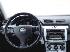 Volkswagen Passat 2,0 TDi 4x4 Kůže,Tempomat - náhled 13