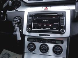 Volkswagen Passat 2,0 TDi 4x4 Kůže,Tempomat - náhled 16
