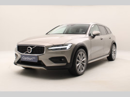 Volvo V60 CC D4 AWD MOMENTUM AUT  