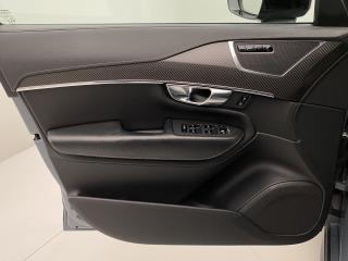 Volvo XC90 B5 AWD R-DESIGN AUT 7míst - náhled 8