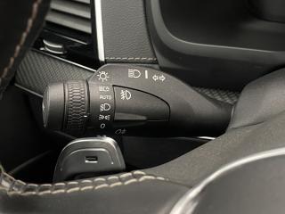Volvo XC90 B5 AWD R-DESIGN AUT 7míst - náhled 22