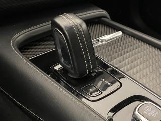 Volvo XC90 B5 AWD R-DESIGN AUT 7míst - náhled 28