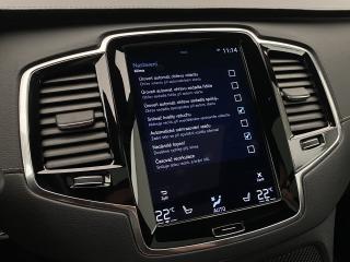 Volvo XC90 B5 AWD R-DESIGN AUT 7míst - náhled 45