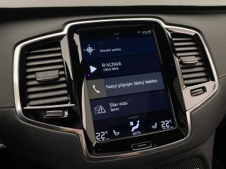 Volvo XC90 B5 AWD R-DESIGN AUT 7míst - náhled 9