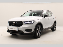 Volvo XC40 D3 AWD R-DESIGN AUT REZERVACE