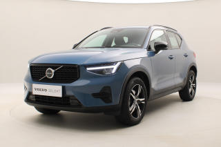 Volvo XC40 B3 DARK PLUS AUT REZERVACE