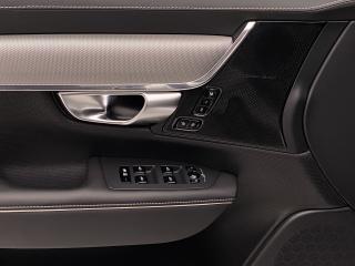Volvo V90 D4 R-DESIGN AUT - náhled 25