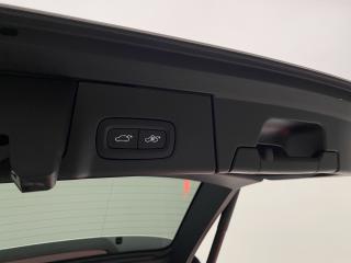 Volvo V90 D4 R-DESIGN AUT - náhled 30