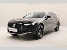 Volvo V90 CC B4 PLUS BRIGHT AWD 1.maj