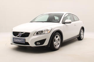 Volvo C30 D2 MOMENTUM REZERVACE