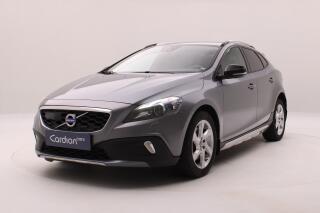 Volvo V40 D3 MOMENTUM 