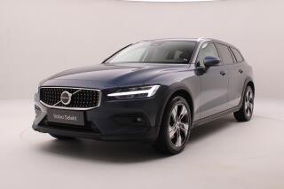 Volvo V60 CC B4 AWD BRIGHT REZERVACE