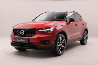 Volvo XC40 B4 AWD R-DESIGN REZERVACE