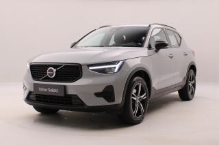 Volvo XC40 B3 DARK PLUS AUT REZERVACE
