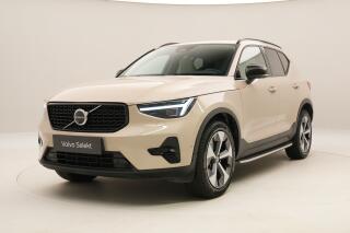 Volvo XC40 B4 DARK PLUS AUT CZ