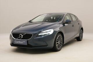 Volvo V40 T2 MOMENTUM REZERVACE