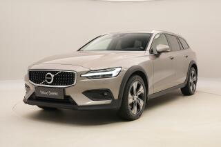 Volvo V60 CC B5 AWD BRIGHT PLUS AUT CZ