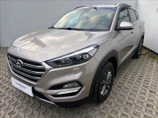 Hyundai Tucson 2.0 CRDI STYLE 4X4 1.MAJITEL