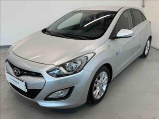 Hyundai i30 1.6 i 99kW STYLE
