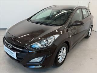 Hyundai i30 1.6 i TRIKOLOR 1.MAJITEL