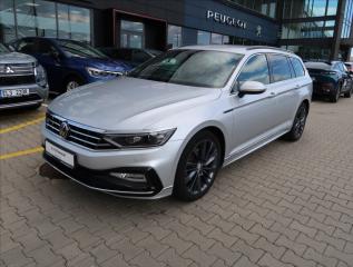 Volkswagen Passat 2.0 TDI DSG 4 MOTION R-Line