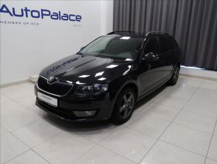 �koda Octavia 1.2 TSI XENON V�H�EV 2x ALU