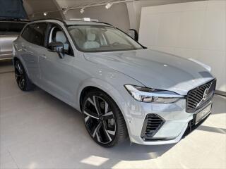 Volvo XC60 2.0   T6 AWD Ultra Dark PHEV
