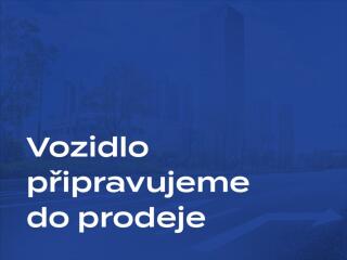 Volkswagen Golf 1.5 eTSI DSG KAMERA V�H�EV �R