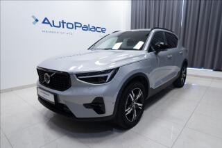 Volvo XC40 2.0 B3 NAVI KAMERA 360� TA�N�