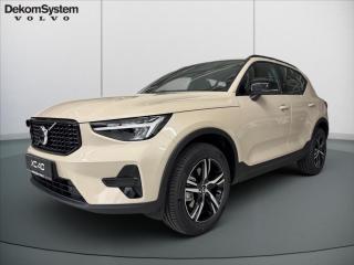 Volvo XC40 2.0 B3 FWD PLUS Dark