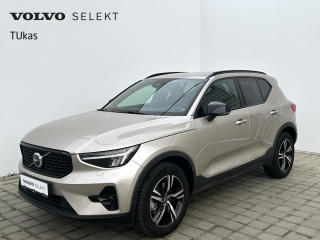 Volvo XC40 2.0 B4 Plus Dark