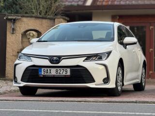 Toyota Corolla 1.8Hybrid 1.MAJITEL �R DPH