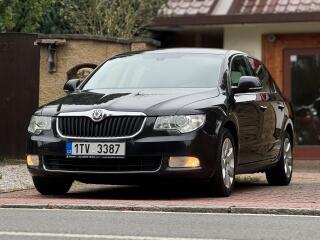 �koda Superb 2.0TDi �R �idla aut. klima 