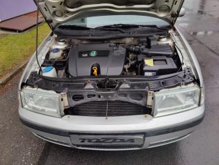Škoda Octavia 1,6 MPI combi - náhled 24