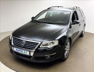 Volkswagen Passat 2.0 103kW VHEV AC ALU SERVIS