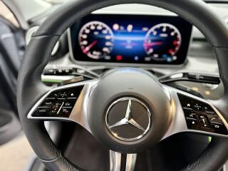 Mercedes-Benz Třídy C (2025) 220 d 4MATIC kombi - náhled 17