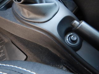 Dacia Duster 1.2 TCe, ČR, SERVISKA,TAŽNÉ - náhled 21