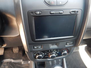 Dacia Duster 1.2 TCe, ČR, SERVISKA,TAŽNÉ - náhled 23