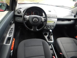 Mazda 2 1.4i, KLIMA, TAŽNÉ - náhled 11