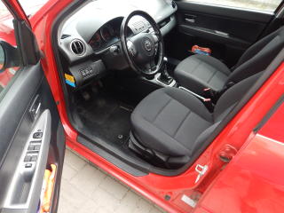 Mazda 2 1.4i, KLIMA, TAŽNÉ - náhled 9