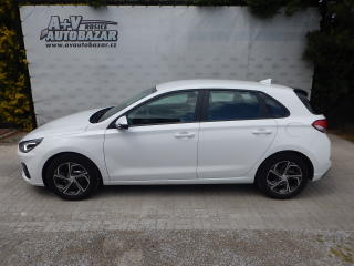 Hyundai i30 1.0i T-GDi,1. MAJITEL,SERVISKA